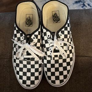 Black/White checkered Vans, Men’s 9.5, Women’s 11.